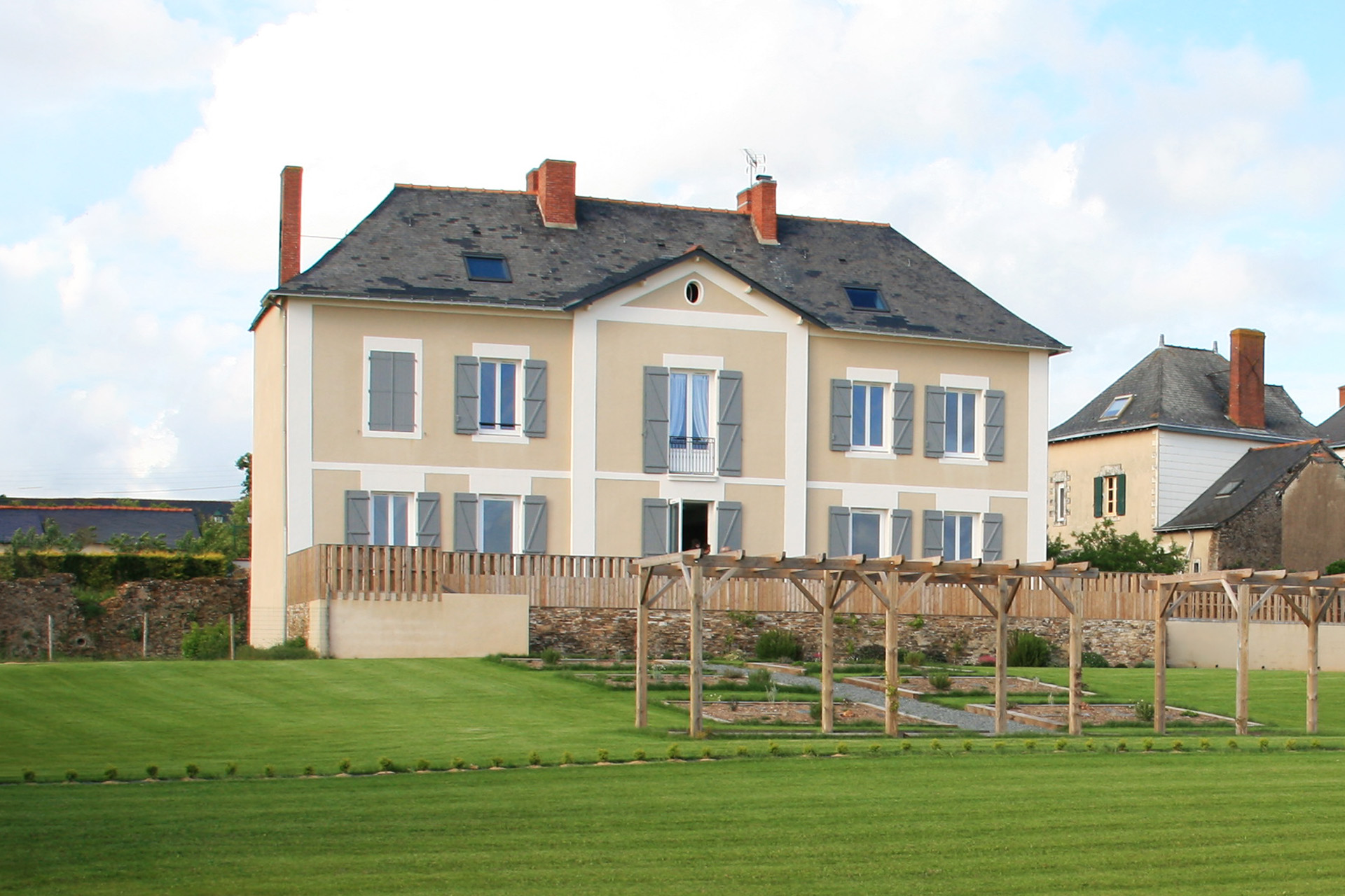 salle-expositions-le-prieure-vair-sur-loire